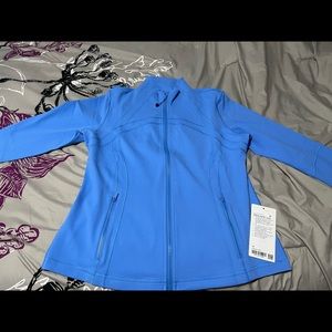 Lululemon define jacket size 16